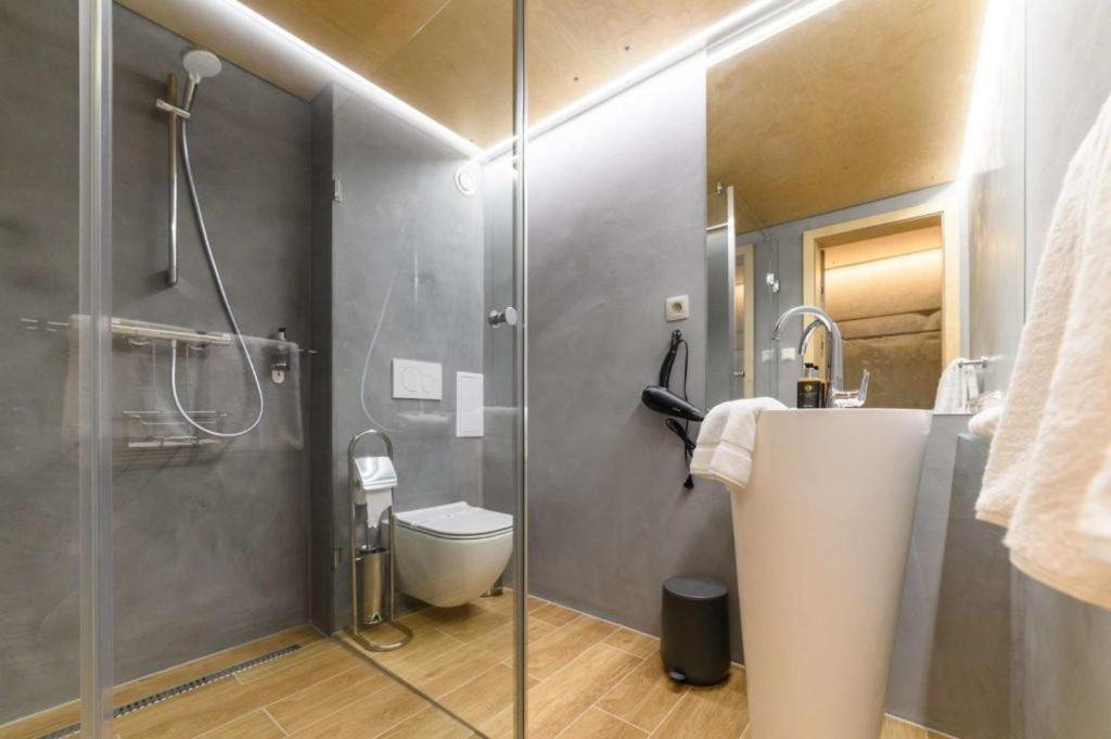 Hotel Vinarstvo Predium Vráble Zewnętrze zdjęcie